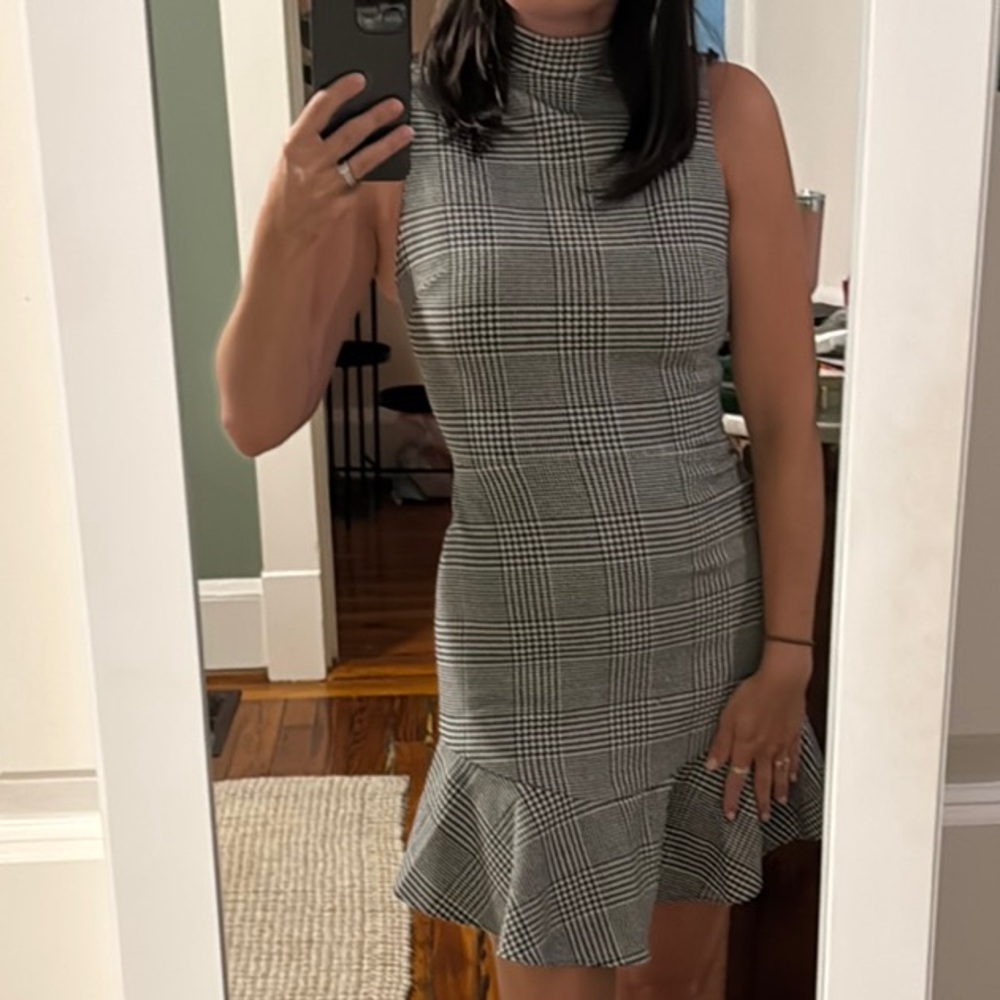 Alice + Olivia Houndstooth Mock Neck Sleeveless Mini Dress